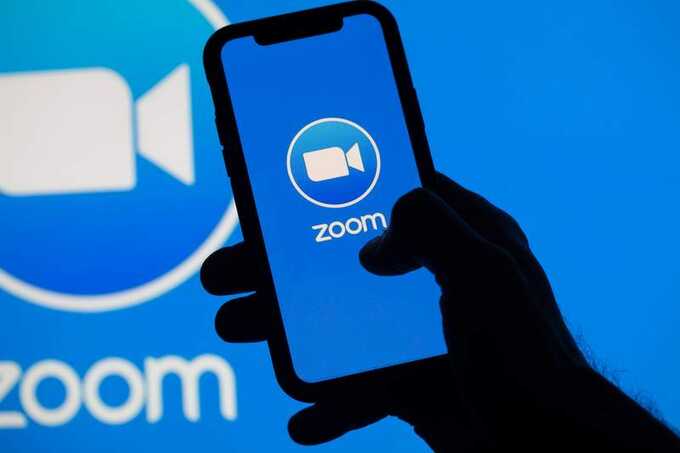 СМИ узнали о запрете продавать Zoom российским госучреждениям