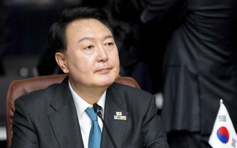Президент Южной Кореи отказался подать в отставку и пообещал «бороться до конца»