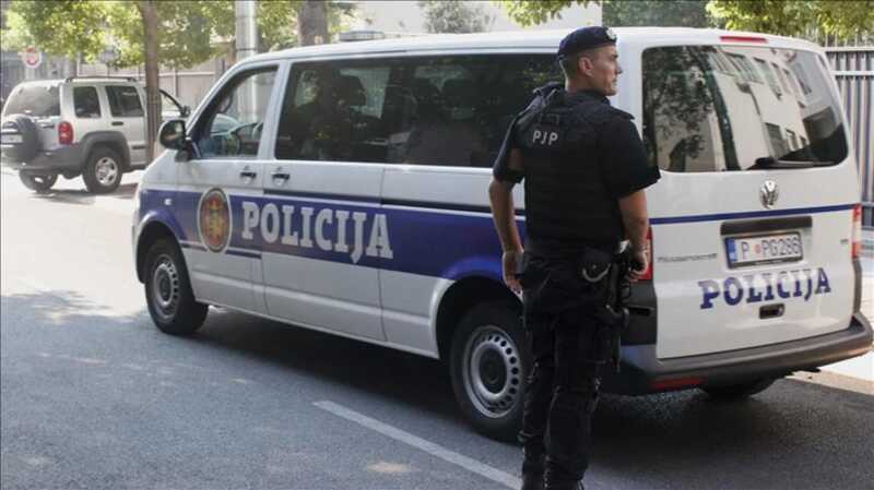 В Черногории мужчина начал стрелять по посетителям кафе и сбежал с места происшествия