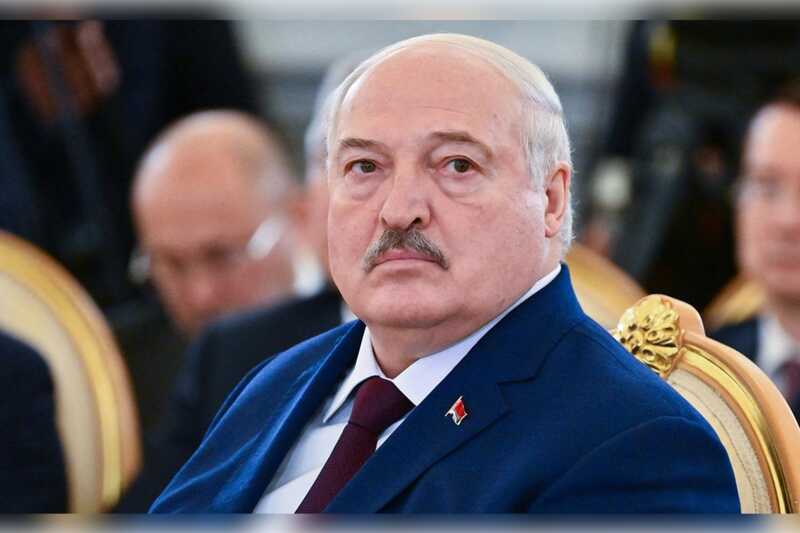 Лукашенко заявил о намерении делегировать полномочия, но при этом готовится к очередным выборам