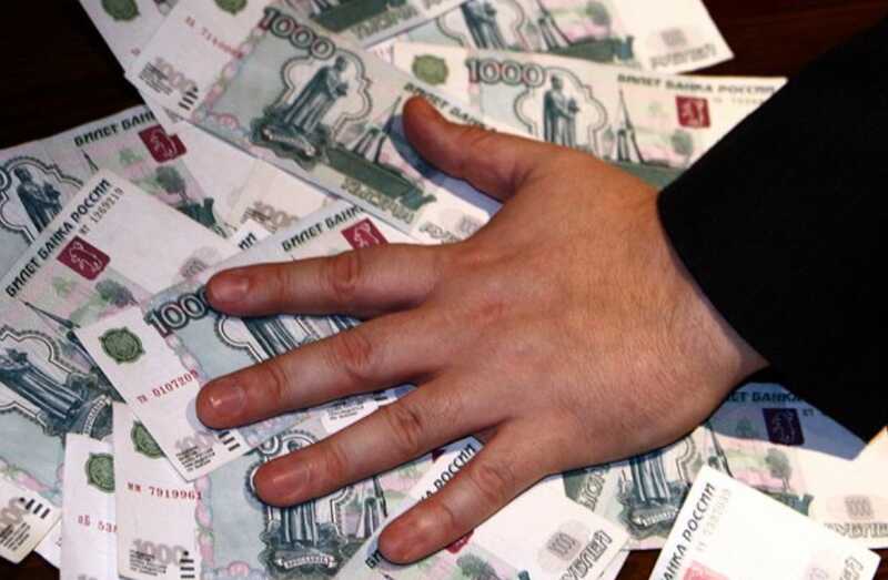 Депутаты Сергей Меркулов и Антон Глушков могут стать участниками дела о крупных хищениях в Курской области