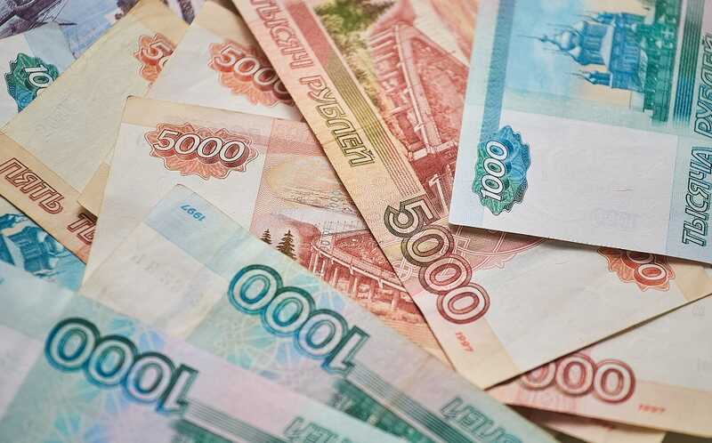 Девушка потратила 1,5 миллиона рублей на курсы блогера из Дубая и оказалась в долгах