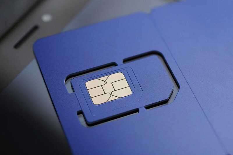 В Санкт-Петербурге девушка приобрела SIM-карту и неожиданно оказалась вовлечена в эскорт-бизнес