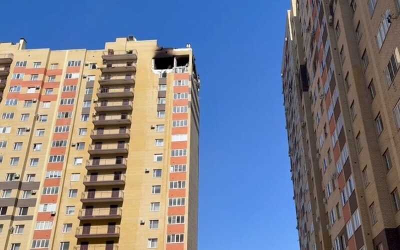 В результате взрыва газа в Ставрополе пострадало более 50 автомобилей