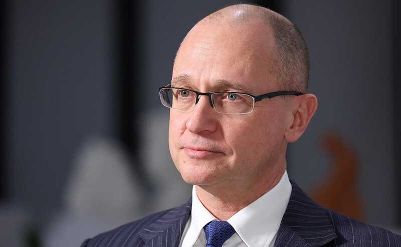 Кремль увеличивает полномочия Сергея Кириенко за пределами России