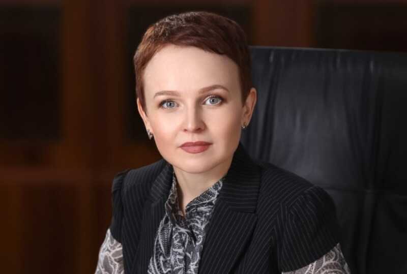 Наталья Сапега стремится удержаться на посту, несмотря на многомиллионные убытки, которые понёс Росреестр