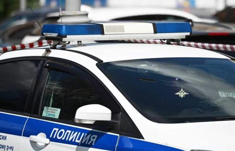 В Екатеринбурге дети сбежали от матери, выпрыгнув с балкона
